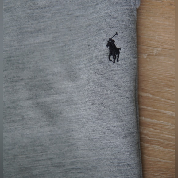 Polo Ralph Lauren Gray Men’s Double Knit Tech Shorts - Picture 4 of 6